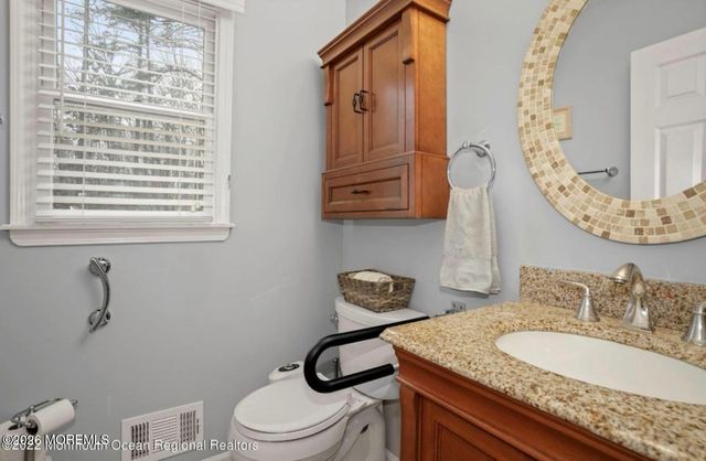 5 Shepherds Way, Jackson, NJ 08527