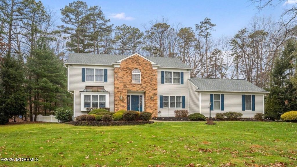 5 Shepherds Way, Jackson, NJ 08527