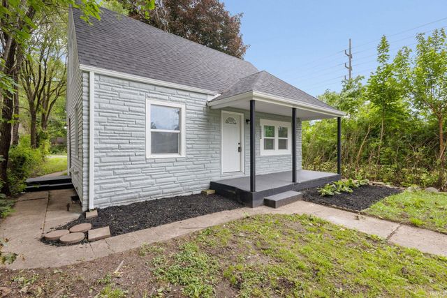 1333 N Meade Street, South Bend, IN 46628