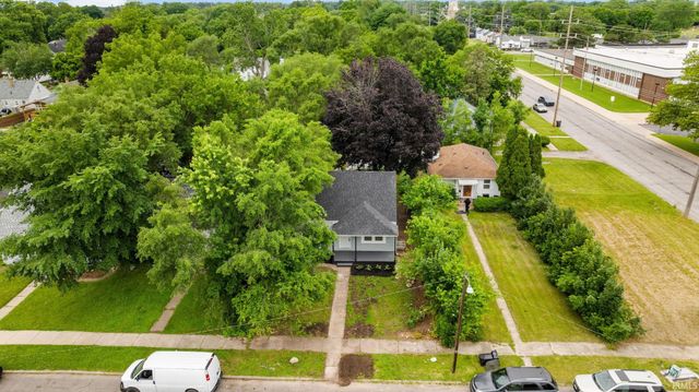 1333 N Meade Street, South Bend, IN 46628