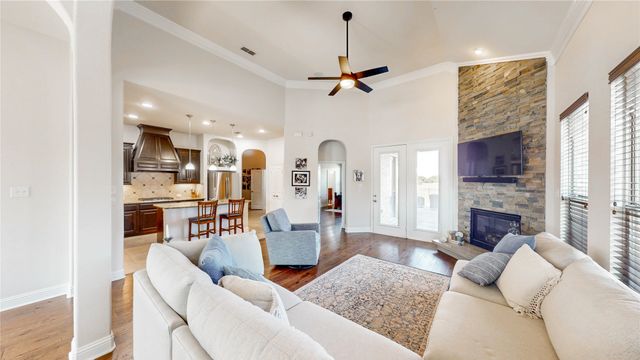 4708 Brookside Drive, Denton, TX 76226