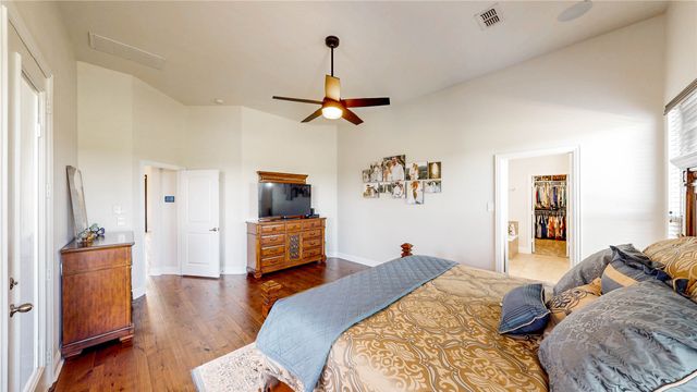 4708 Brookside Drive, Denton, TX 76226
