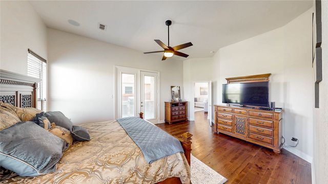 4708 Brookside Drive, Denton, TX 76226
