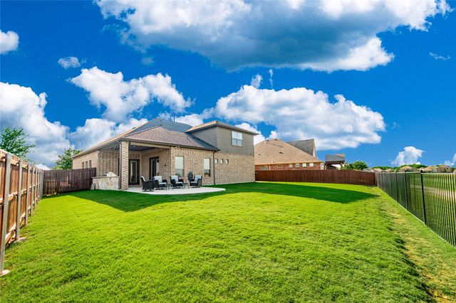 4708 Brookside Drive, Denton, TX 76226