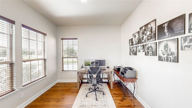 4708 Brookside Drive, Denton, TX 76226