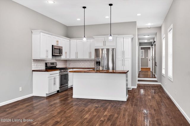 1007 Goss Ave, Louisville, KY 40217