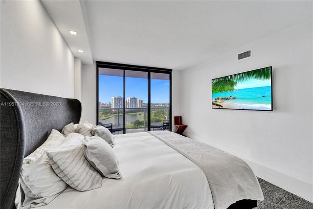 20281 E Country Club Dr 1503, Aventura, FL 33180