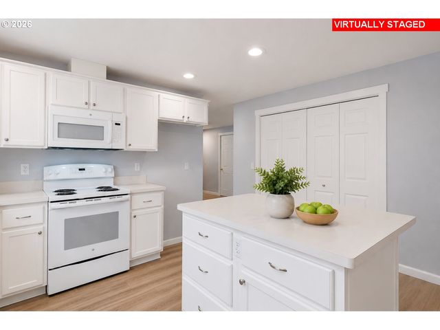 1317 Nw 146TH St, Vancouver, WA 98685