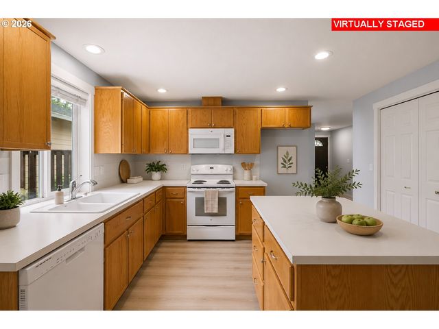1317 Nw 146TH St, Vancouver, WA 98685