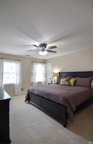 8931 Whispering Tree Lane, Evansville, IN 47711