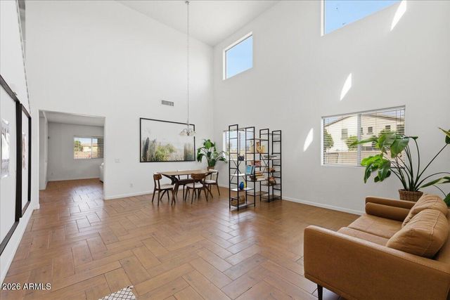 4304 S 70TH Lane, Phoenix, AZ 85043