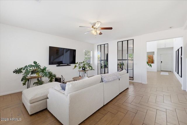 4304 S 70TH Lane, Phoenix, AZ 85043