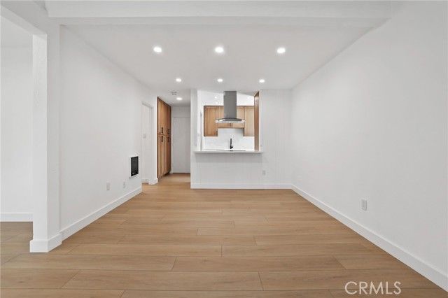 1030 W Macarthur 90, Santa Ana, CA 92707