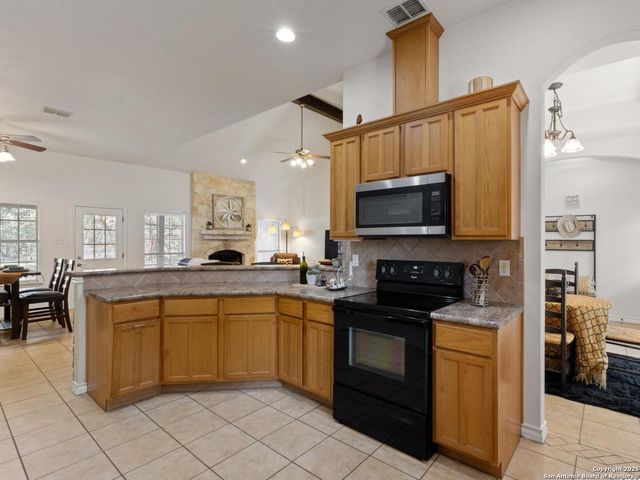 604 Guadalupe Dr, Spring Branch, TX 78070