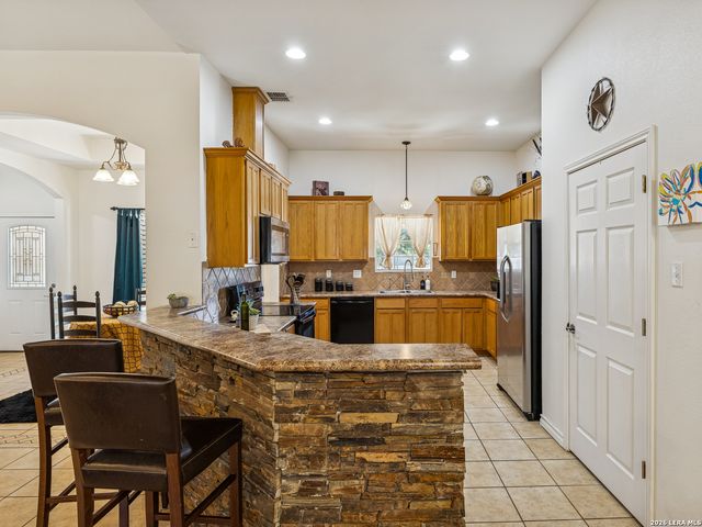 604 Guadalupe Dr, Spring Branch, TX 78070