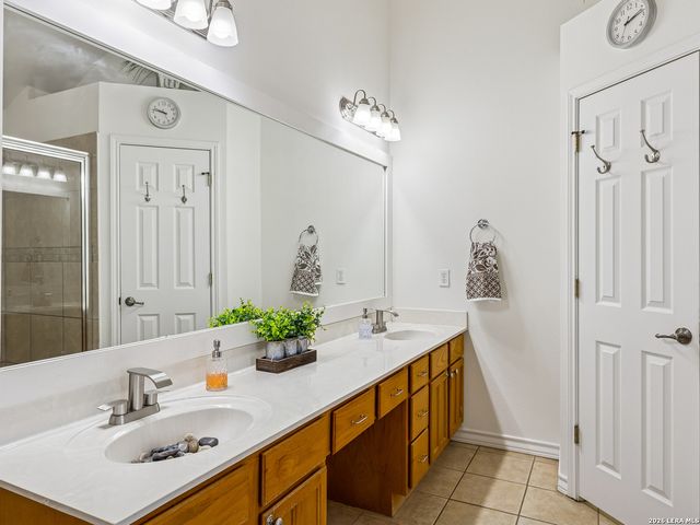 604 Guadalupe Dr, Spring Branch, TX 78070