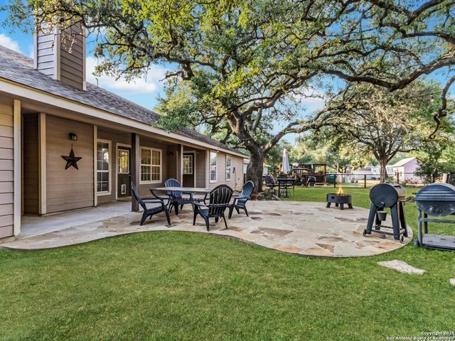604 Guadalupe Dr, Spring Branch, TX 78070
