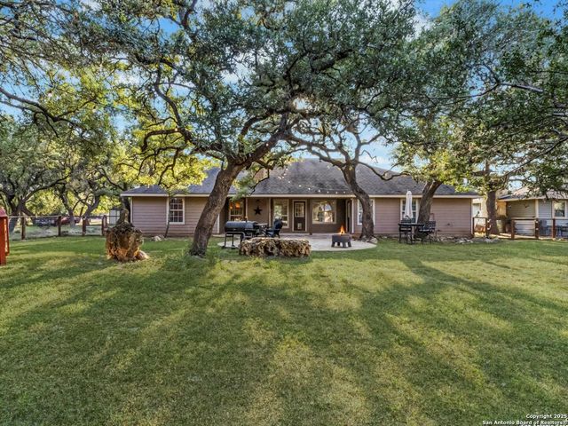 604 Guadalupe Dr, Spring Branch, TX 78070