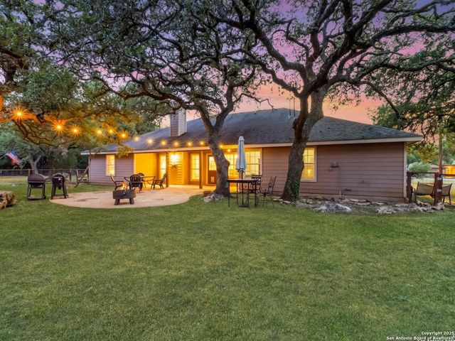 604 Guadalupe Dr, Spring Branch, TX 78070