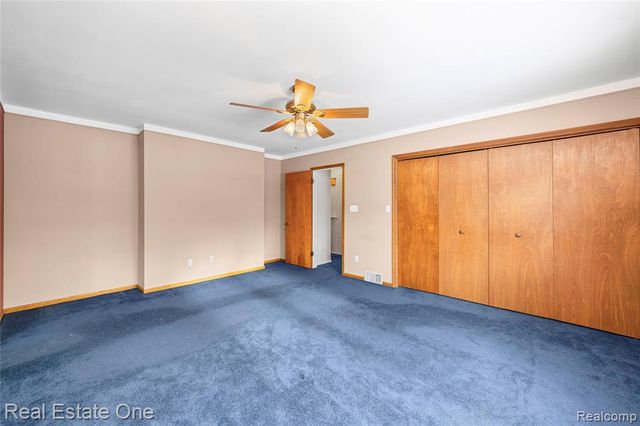 28615 Bloomfield Drive, Lathrup Village, MI 48076