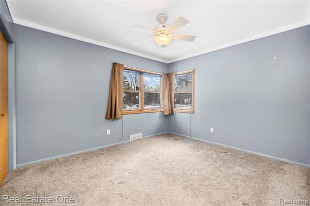 28615 Bloomfield Drive, Lathrup Village, MI 48076