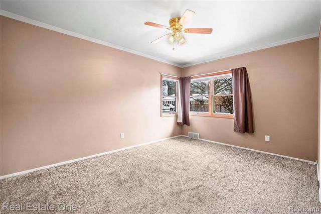 28615 Bloomfield Drive, Lathrup Village, MI 48076