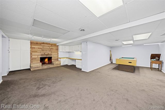 28615 Bloomfield Drive, Lathrup Village, MI 48076