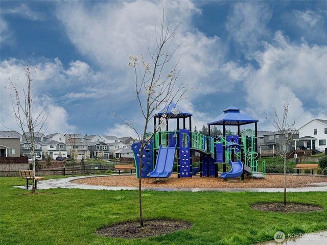 17503 NW 10th Avenue, Ridgefield, WA 98642