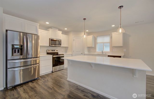 17503 NW 10th Avenue, Ridgefield, WA 98642