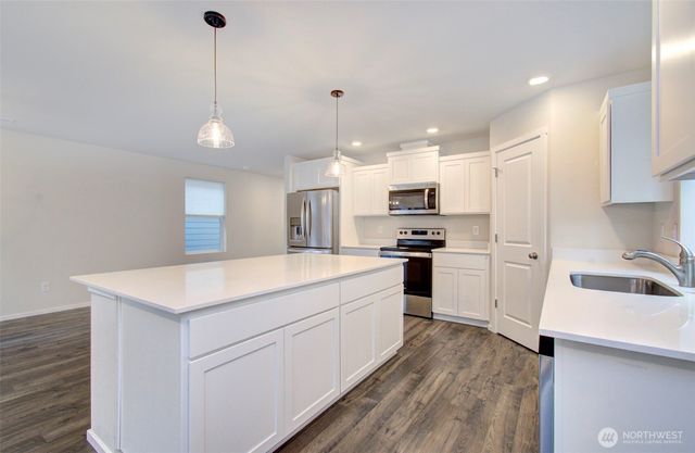 17503 NW 10th Avenue, Ridgefield, WA 98642