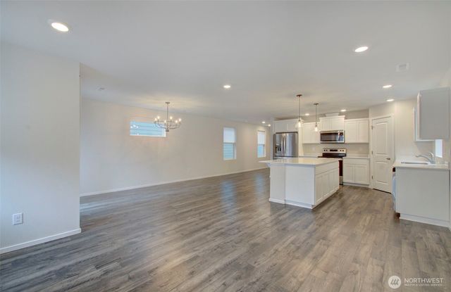 17503 NW 10th Avenue, Ridgefield, WA 98642