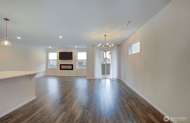 17503 NW 10th Avenue, Ridgefield, WA 98642