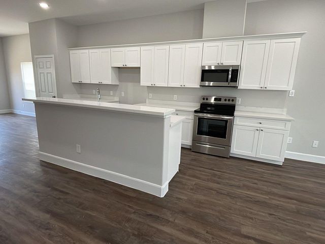 798 County Road 5702, Cleveland, TX 77327