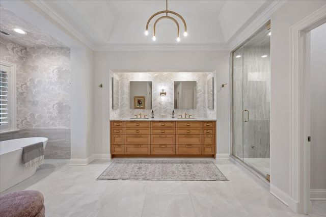 930 Woodland Drive, Glenview, IL 60025