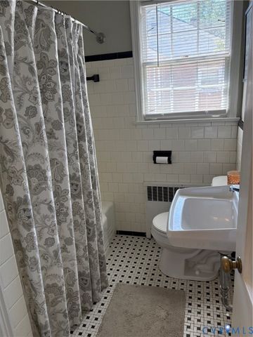 1876 Coggin St, Petersburg, VA 23805