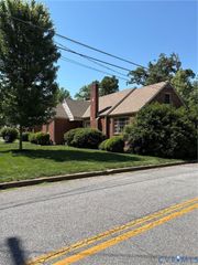 1876 Coggin St, Petersburg, VA 23805