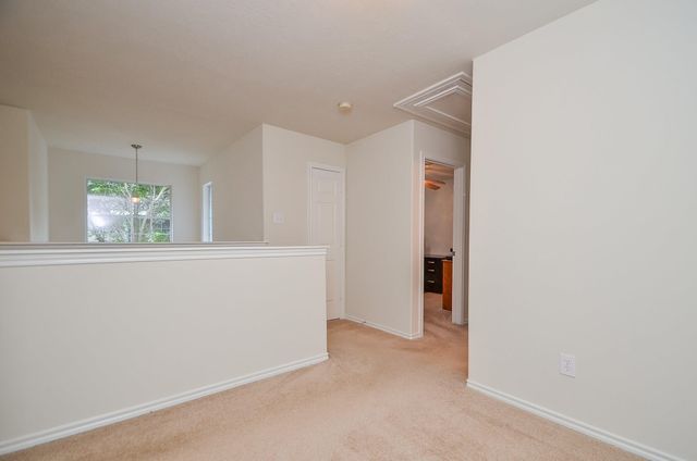 46 E Stedhill Loop, Conroe, TX 77384