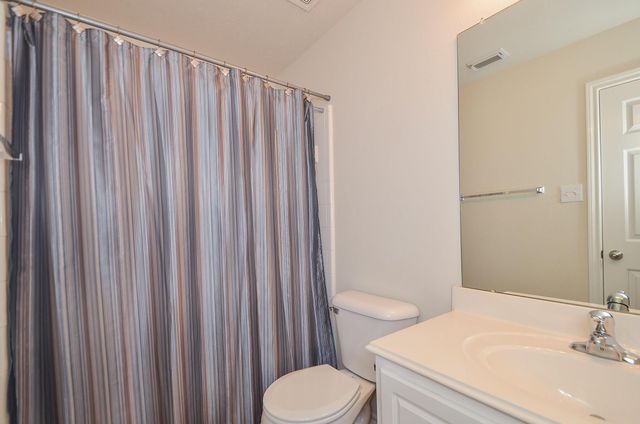 46 E Stedhill Loop, Conroe, TX 77384