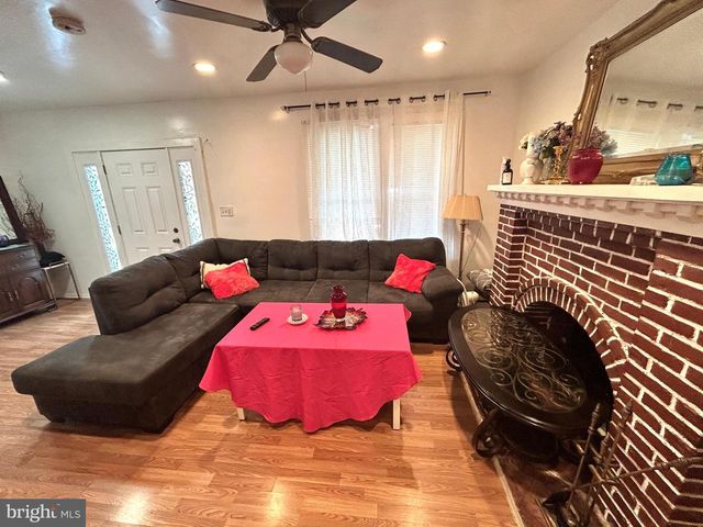 1525 ELMWOOD AVE, Folcroft, PA 19032