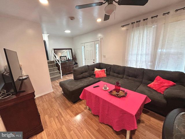1525 ELMWOOD AVE, Folcroft, PA 19032
