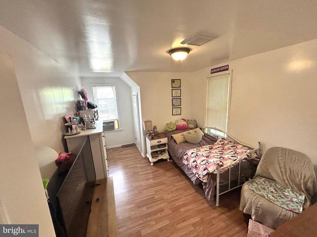 1525 ELMWOOD AVE, Folcroft, PA 19032