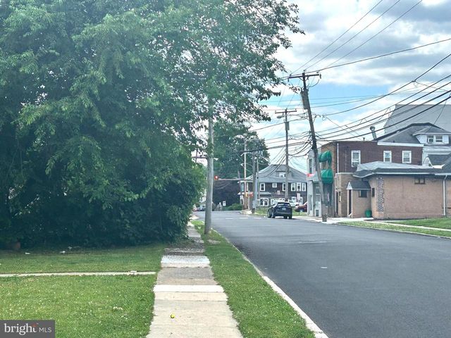 1525 ELMWOOD AVE, Folcroft, PA 19032