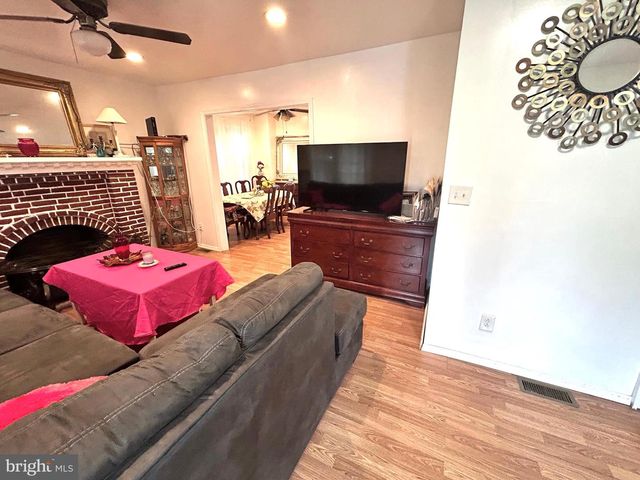 1525 ELMWOOD AVE, Folcroft, PA 19032