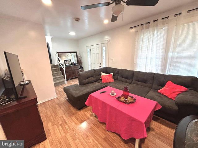 1525 ELMWOOD AVE, Folcroft, PA 19032