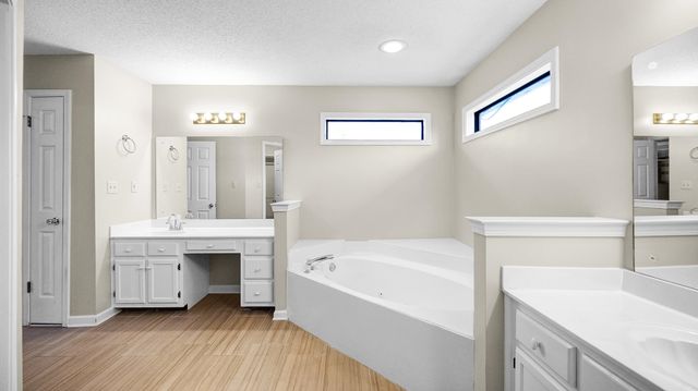 1105 WINROSE DR, Collierville, TN 38017