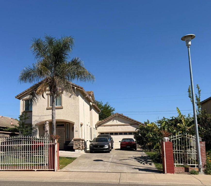 7673 Beth St, Sacramento, CA 95832