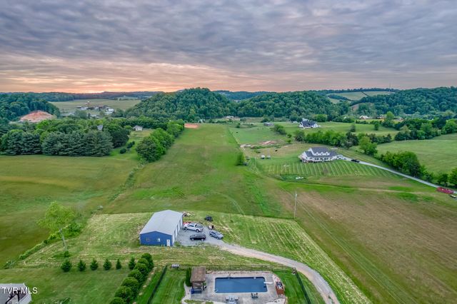 139 Jay Armentrout Road, Jonesborough, TN 37659