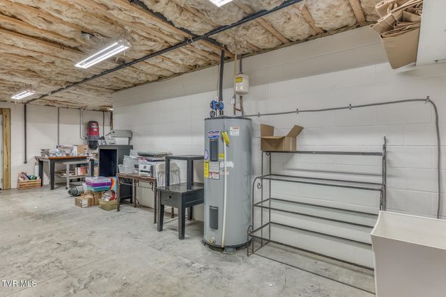 139 Jay Armentrout Road, Jonesborough, TN 37659