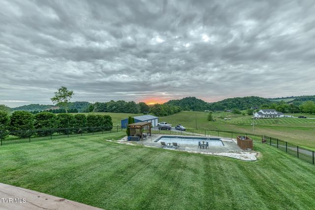 139 Jay Armentrout Road, Jonesborough, TN 37659