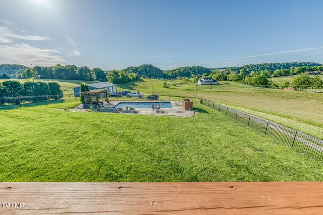 139 Jay Armentrout Road, Jonesborough, TN 37659